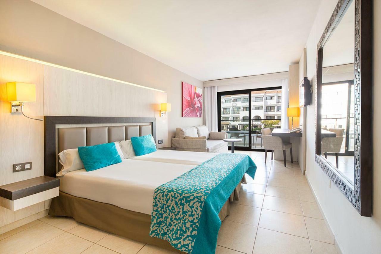 Отель Fergus Style Bahamas (Adults Only) Плайя Ден Босса Экстерьер фото